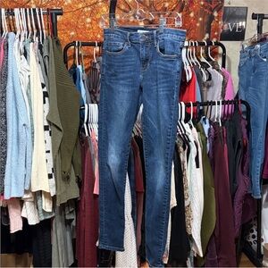 💙✨ Banana Republic Premium Denim Skinny Jeans | Size 27 ✨💙